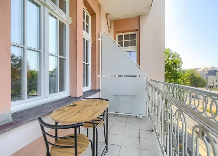 Old Town Comfy Apartment #17